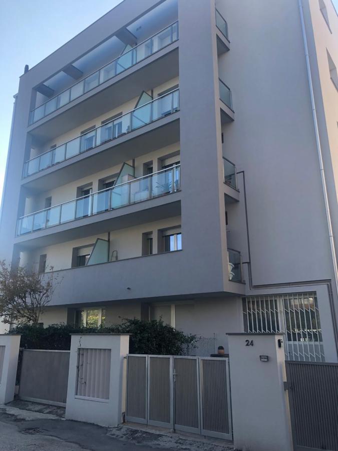 A Casa Minerva Daire Rimini Dış mekan fotoğraf