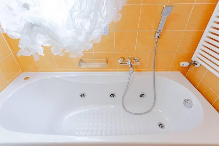 A Casa Minerva Daire Rimini Dış mekan fotoğraf